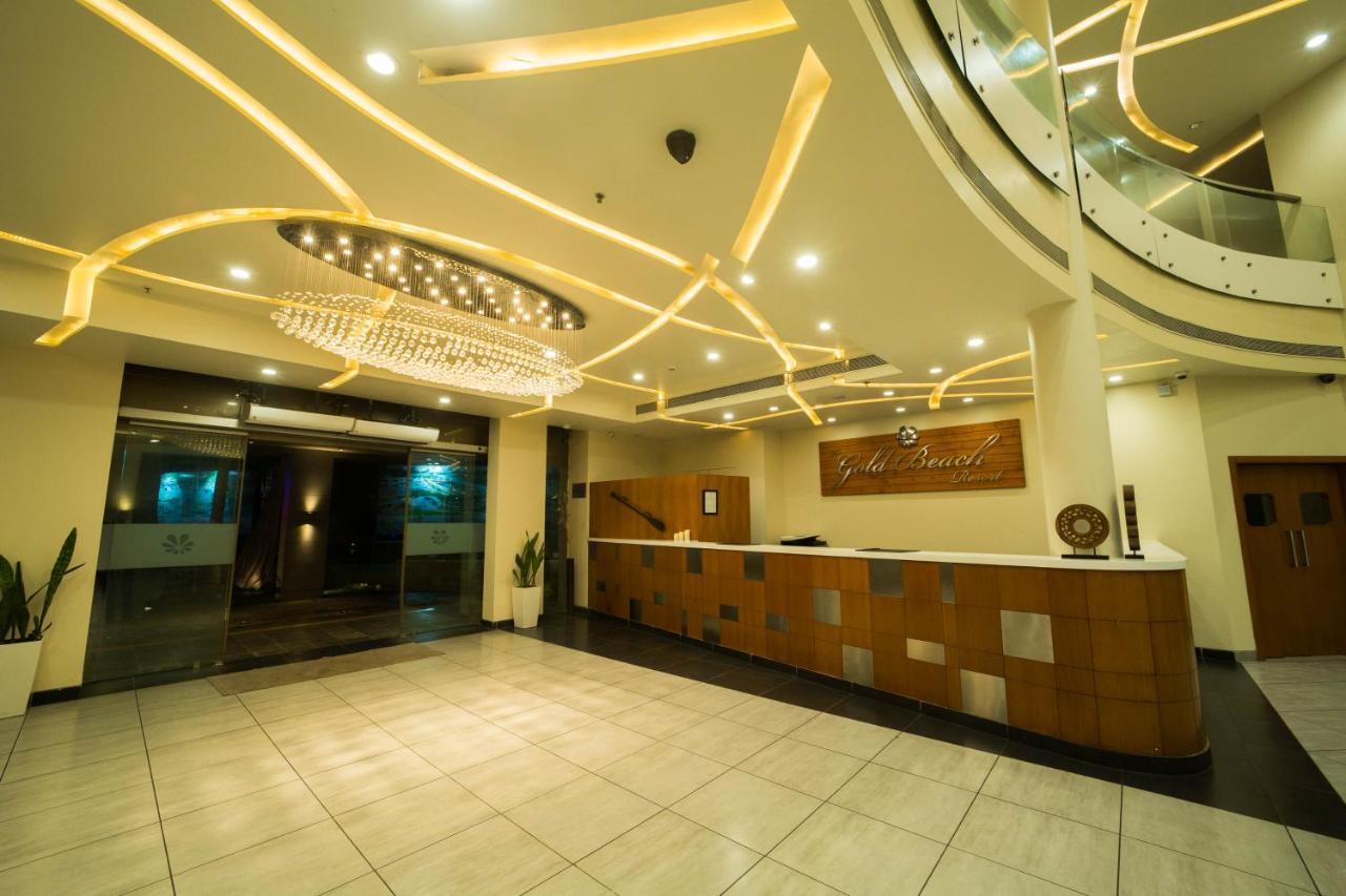 The Gold Beach Resort Daman Buitenkant foto